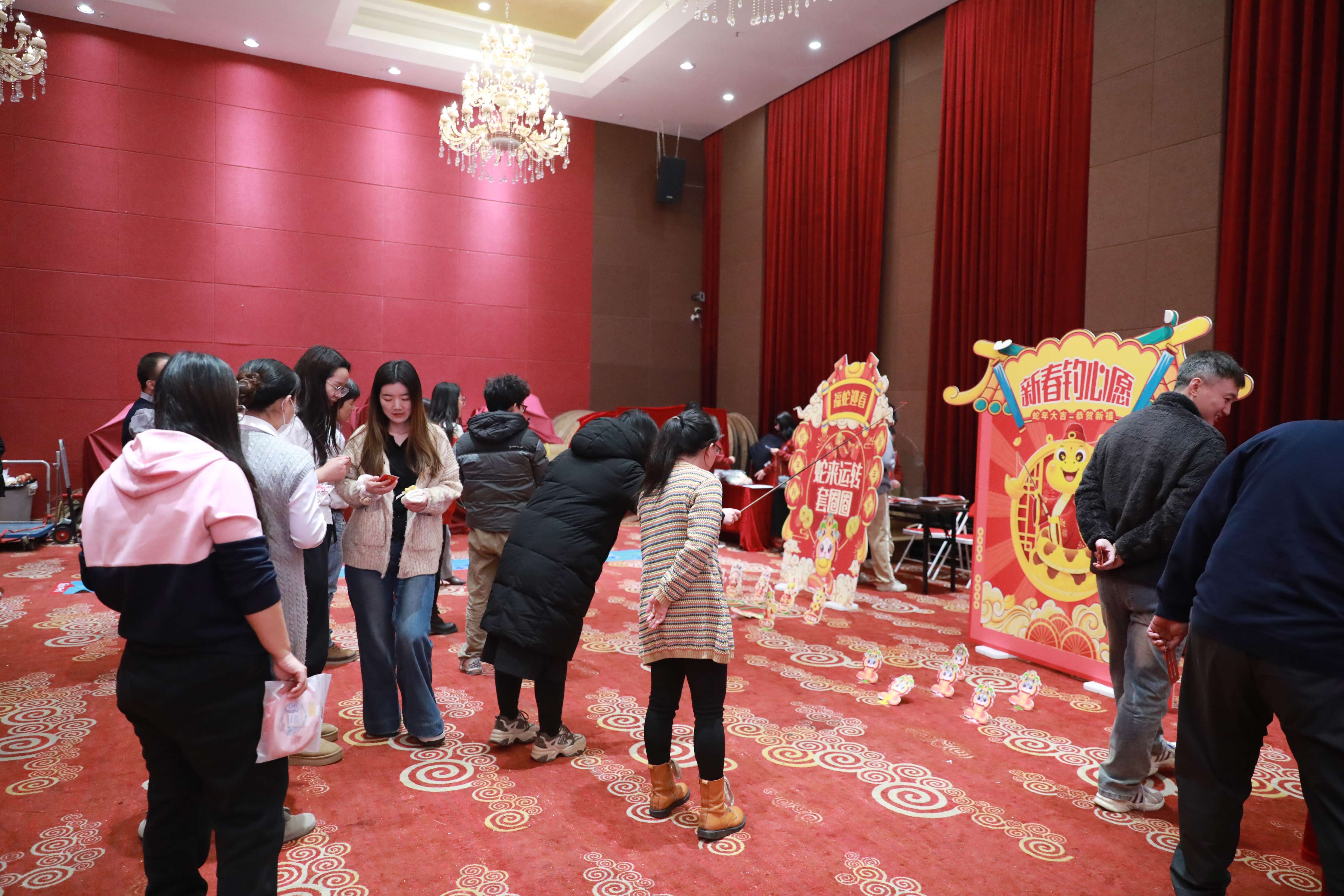 超凡娱乐-梦想照进现实,起劲成绩未来!